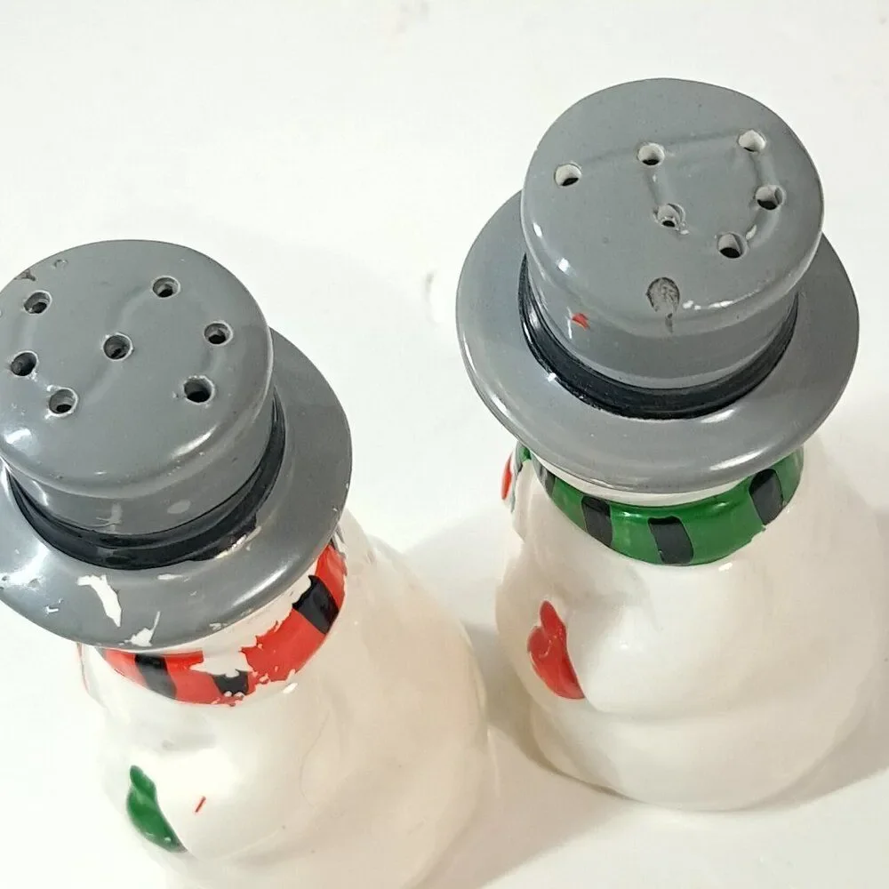 Toscany Collection Snowman salt & Pepper shakers Japan ceramic Christmas Vintage